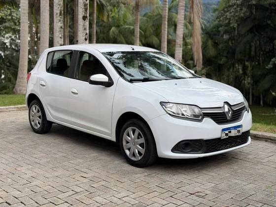 RENAULT SANDERO 1.6 EXPRESSION 8V FLEX 4P MANUAL RENAULT SANDERO 1.6 EXPRESSION 8V FLEX 4P MANUAL